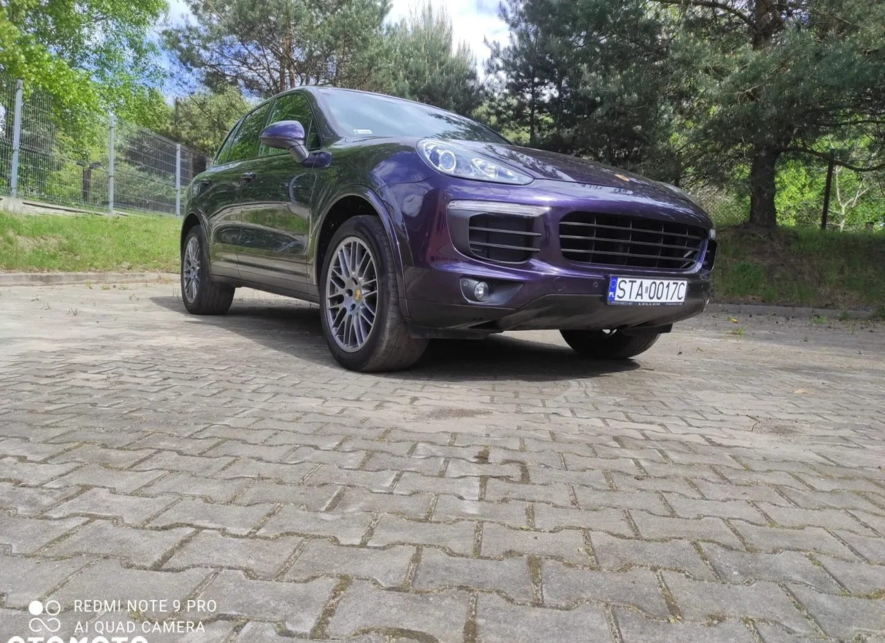 Porsche Cayenne cena 165000 przebieg: 88000, rok produkcji 2017 z Poznań małe 277